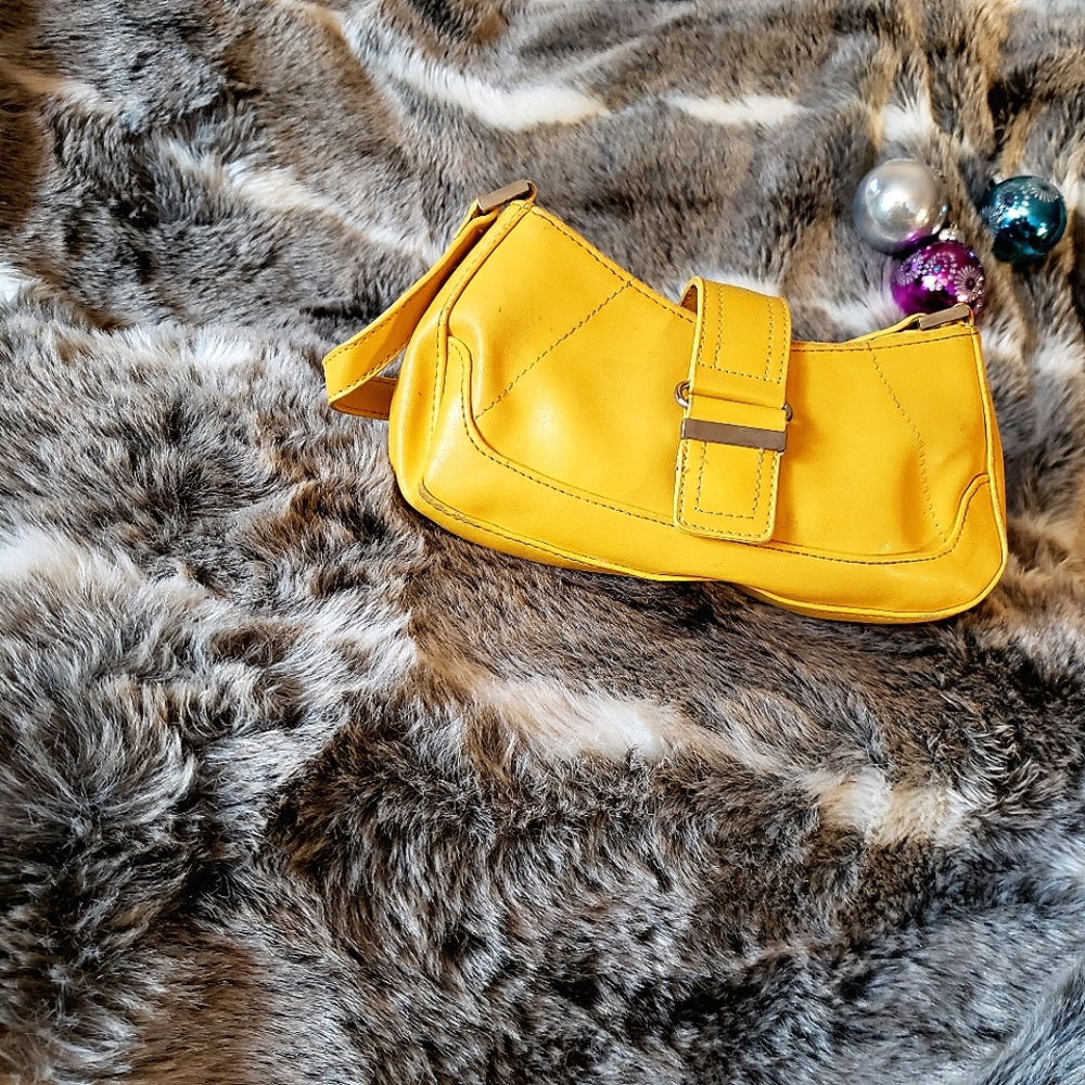 Zeca Purse Yellow